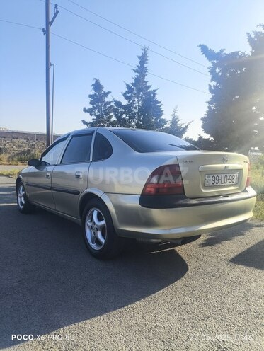 Opel Vectra 1996, 350,000 km - 2.0 l - Bakı