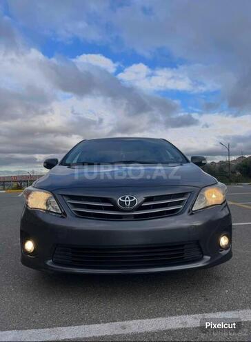 Toyota Corolla 2010, 289,000 km - 1.4 l - Bakı