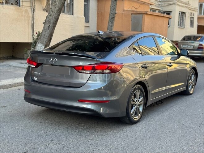 Hyundai Elantra 2018, 152,000 km - 2.0 л - Bakı