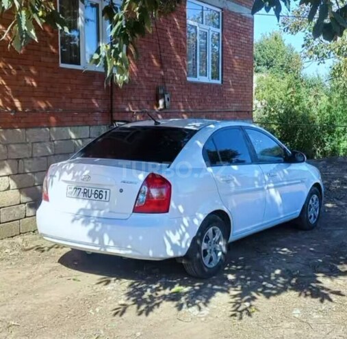 Hyundai Accent 2009, 241,000 km - 1.4 l - Biləsuvar