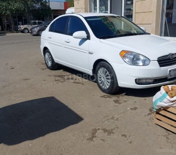 Hyundai Accent 2009, 241,000 km - 1.4 l - Biləsuvar