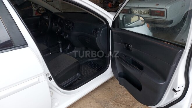 Hyundai Accent 2009, 241,000 km - 1.4 l - Biləsuvar