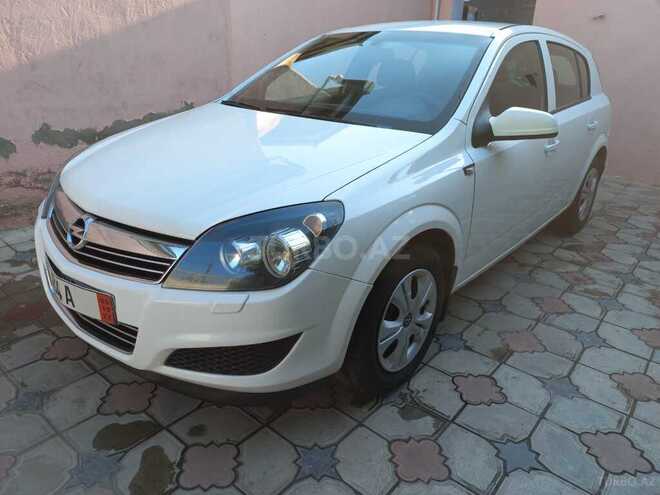 Opel Astra 2009, 211,500 km - 1.4 l - Sumqayıt