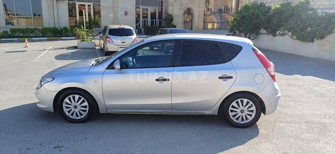 Hyundai i30 2009, 275,000 km - 1.4 l - Bakı