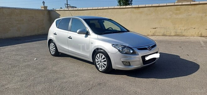 Hyundai i30 2009, 275,000 km - 1.4 l - Bakı