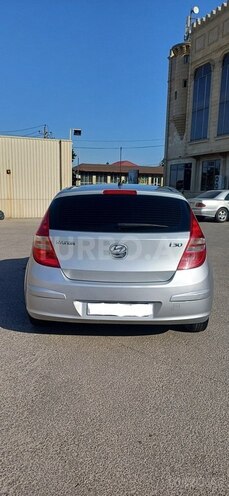 Hyundai i30 2009, 275,000 km - 1.4 l - Bakı