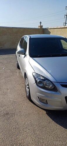 Hyundai i30 2009, 275,000 km - 1.4 l - Bakı