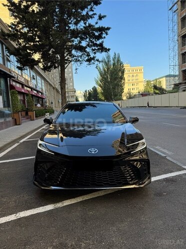 Toyota Camry 2025, 1,750 km - 2.0 л - Bakı