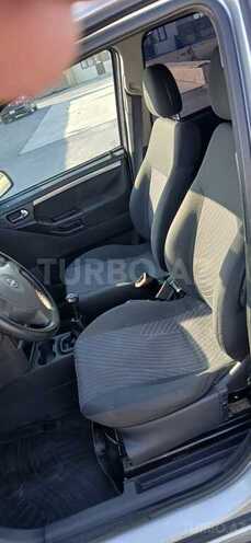 Opel Meriva-9