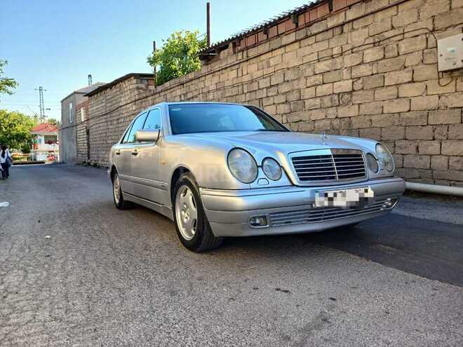 Mercedes E 260 1997, 222,000 km - 2.6 л - Bakı