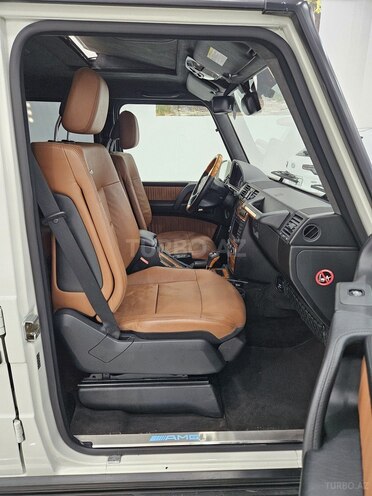 Mercedes G 55 AMG-13