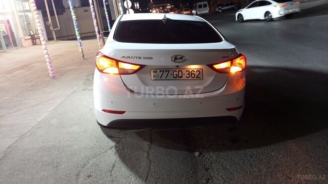 Hyundai Avante 2015, 240,000 km - 1.6 l - Bakı