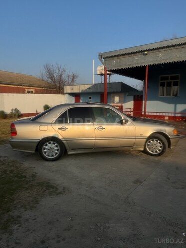 Mercedes C 220 1995, 365,000 km - 2.2 л - İmişli