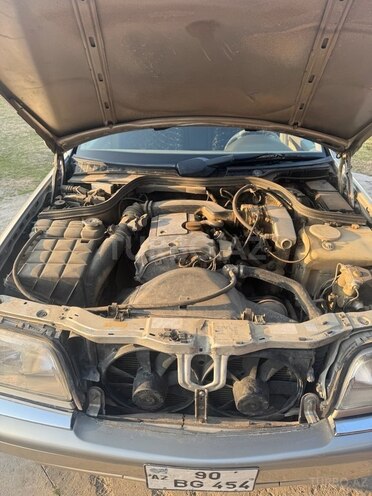 Mercedes C 220 1995, 365,000 km - 2.2 л - İmişli
