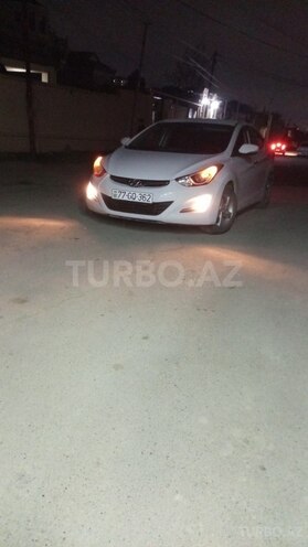 Hyundai Avante 2015, 240,000 km - 1.6 l - Bakı
