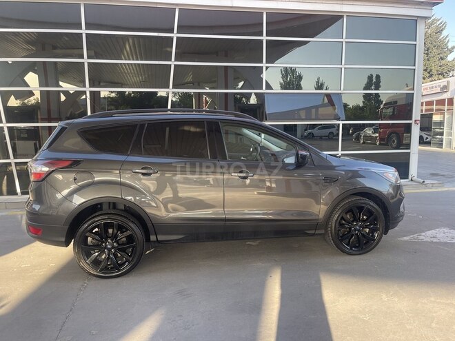 Ford Escape 2018, 100,000 km - 1.5 l - Bakı