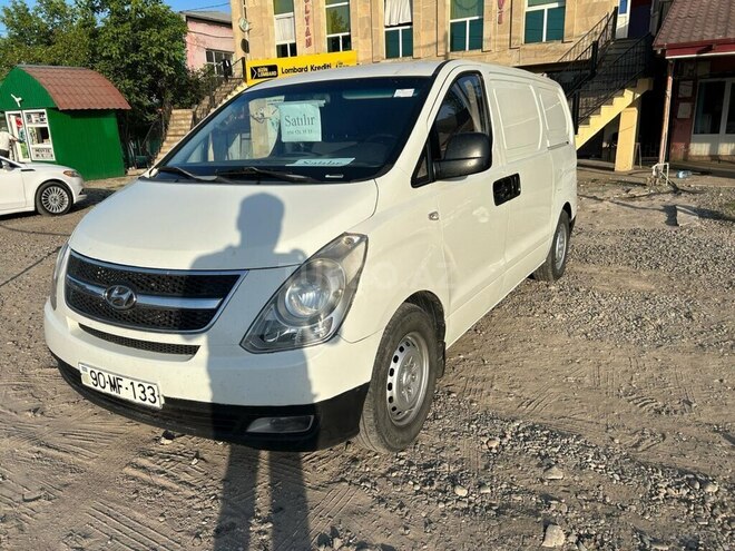 Hyundai H-1 2008, 430,570 km - 2.5 l - Füzuli