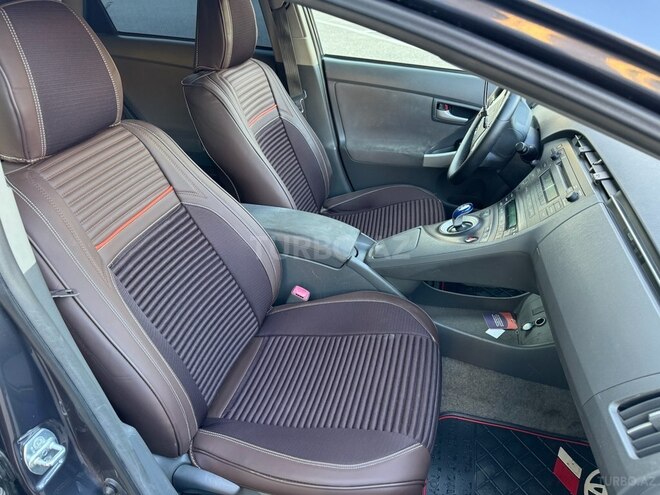 Toyota Prius 2011, 323,000 km - 1.8 l - Bakı