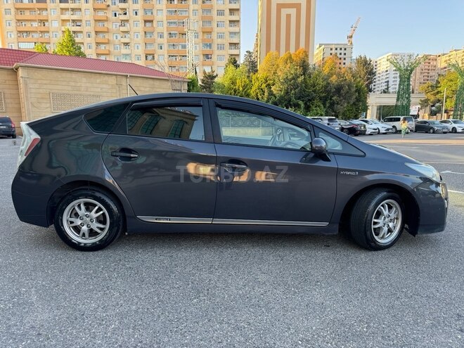 Toyota Prius 2011, 323,000 km - 1.8 l - Bakı