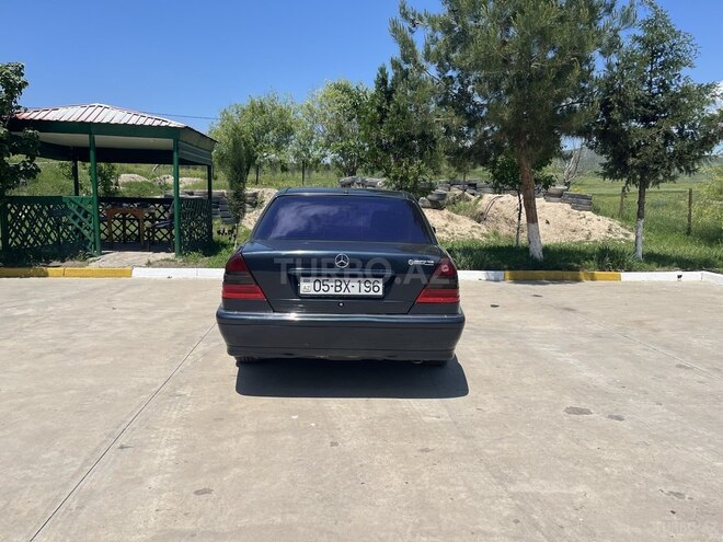Mercedes C 180 1998, 299,500 km - 1.8 l - Tovuz
