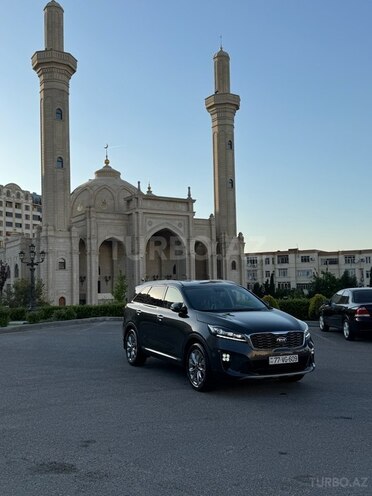 Kia Sorento-1