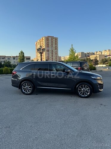 Kia Sorento-7