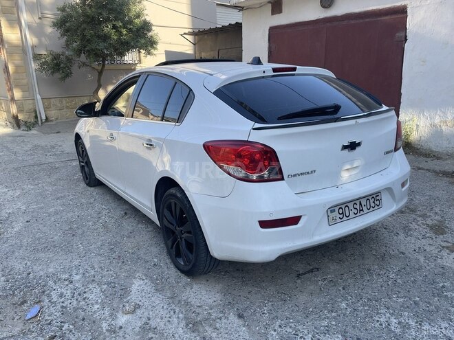 Chevrolet Cruze-6