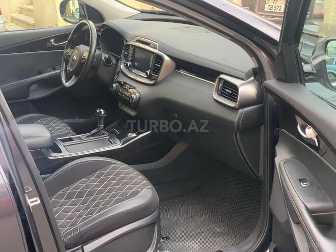 Kia Sorento-17
