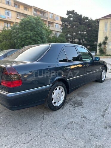 Mercedes C 240 1997, 187,000 km - 2.4 l - Bakı