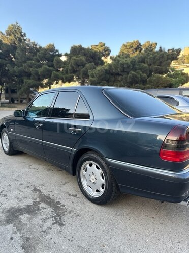 Mercedes C 240 1997, 187,000 km - 2.4 l - Bakı