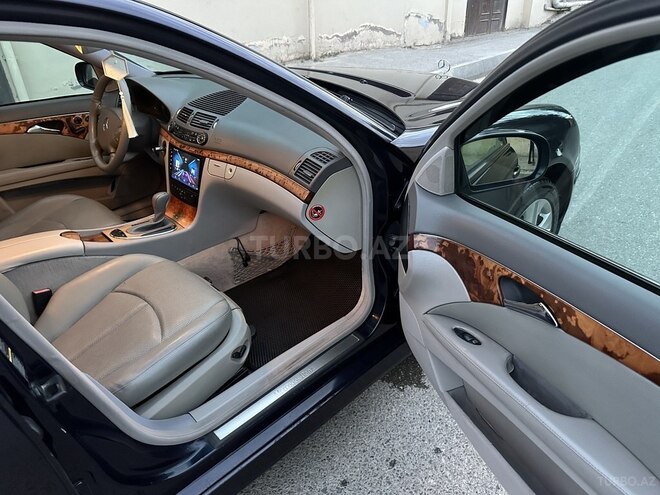 Mercedes E 320 2002, 291,000 km - 3.2 l - Bakı
