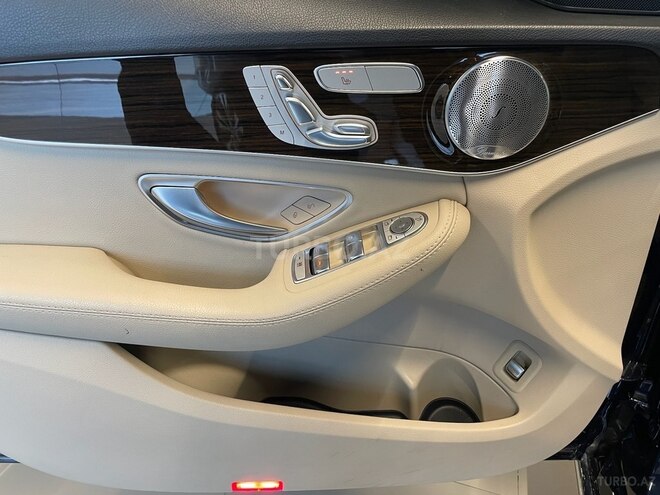 Mercedes C 300 2020, 52,000 km - 2.0 l - Bakı
