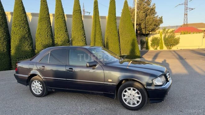 Mercedes C 180 1997, 422,854 km - 1.8 l - Bakı