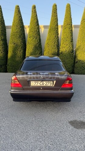 Mercedes C 180 1997, 422,854 km - 1.8 l - Bakı