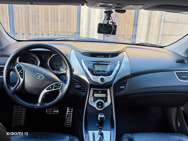 Hyundai Elantra 2011, 244,000 km - 1.6 l - Bakı