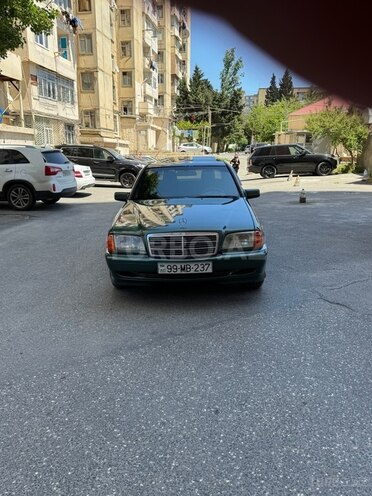 Mercedes C 180 1995, 358,963 km - 1.8 л - Bakı
