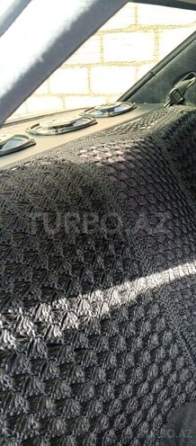 Mercedes 190 1989, 270,000 km - 2.0 l - Quba