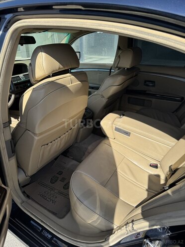 BMW 730 2005, 300,000 km - 3.0 l - Bakı