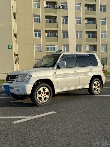 Mitsubishi Pajero io 2000, 305,000 km - 2.0 l - Bakı