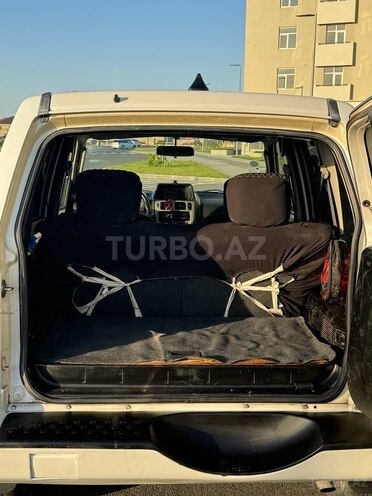 Mitsubishi Pajero io 2000, 305,000 km - 2.0 l - Bakı