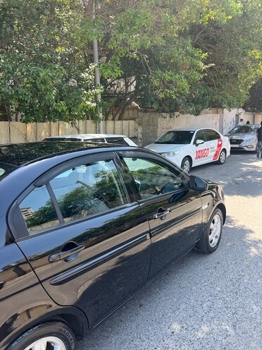 Hyundai Accent 2009, 245,800 km - 1.6 l - Bakı