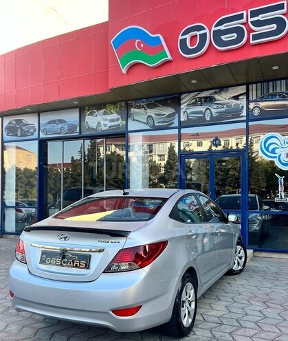 Hyundai Accent 2012, 260,000 km - 1.6 л - Sumqayıt