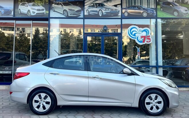 Hyundai Accent 2012, 260,000 km - 1.6 л - Sumqayıt
