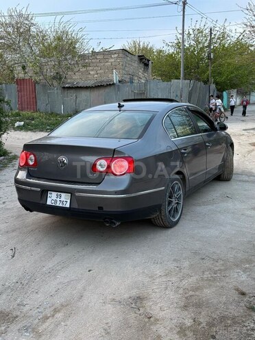 Volkswagen Passat 2007, 280,000 km - 2.0 l - Bakı