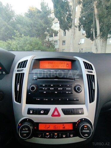 Kia Ceed 2008, 319,000 km - 1.6 л - Sumqayıt