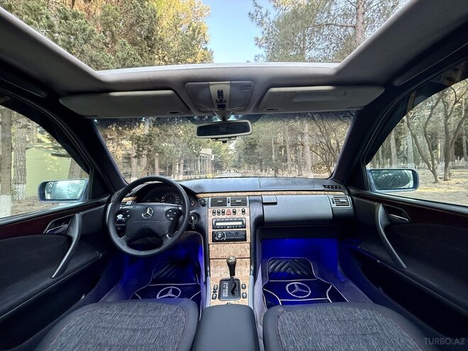 Mercedes E 230 1996, 372,101 km - 2.3 l - Bakı
