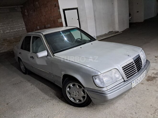 Mercedes E 200 d 1995, 404,000 km - 2.0 l - Bakı