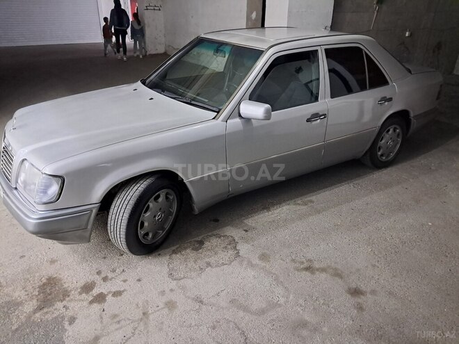 Mercedes E 200 d 1995, 404,000 km - 2.0 l - Bakı