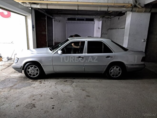 Mercedes E 200 d 1995, 404,000 km - 2.0 l - Bakı