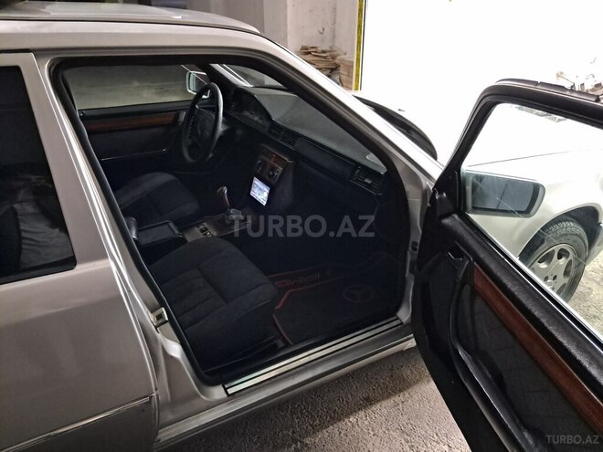 Mercedes E 200 d 1995, 404,000 km - 2.0 l - Bakı